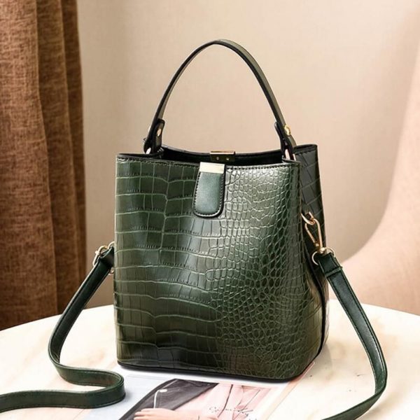 sac à main en cuir crocodile élégant