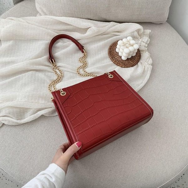 sac bandoulière en cuir crocodile carré